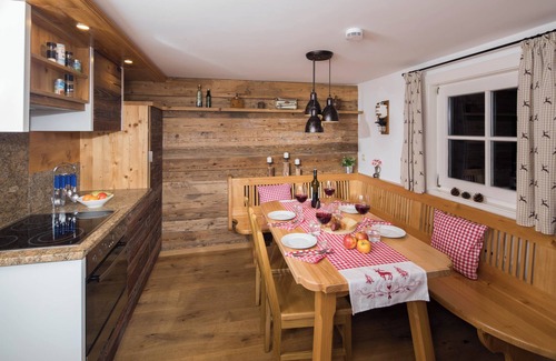 Bad Gastein Ski Chalet | Chalet Radern - Your Chalet on the sunny side of Gastein