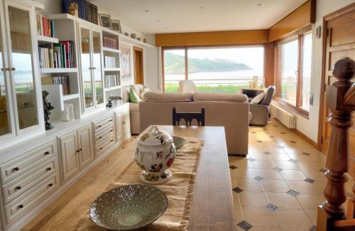 Suances Apartment | Chalet Rompeolas