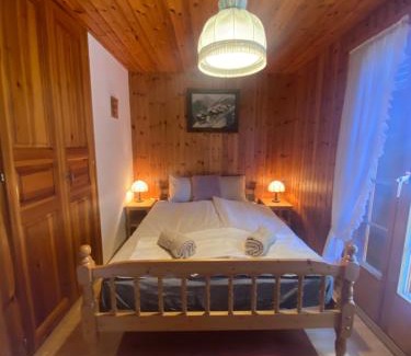 Mayens-de-Riddes Ski Chalet | Chalet Rustique à La Tzoum'