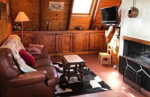 Saint-Lary-Soulan Ski Chalet | CHALET - SAINT LARY FOOT OF SLOPES - 8/10 PEOPLE - AMAZING LOCATION