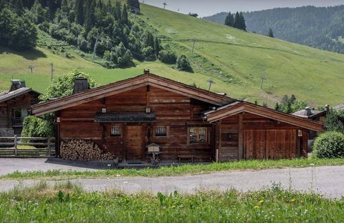 La Clusaz Ski Chalet | Chalet San Marco - mountain luxury stay for 6 - OVO Network