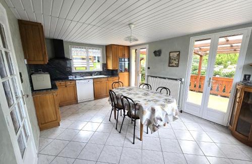 Gerbamont Ski Chalet | Chalet sous les sapins, calme, superbe vue avec piscine et sauna