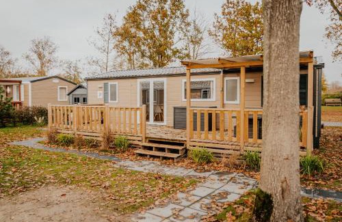 Lauwersoog Other | Chalet Trigano 1-6 pers- 3 slaapk- 2 badk- Berging- Inchecken al vanaf 13 uur