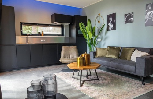 Zutendaal House | Chalet with 1 bedroom and a terrace