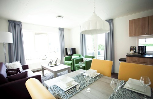 Breskens House | Chalet with 2 bedrooms and a terrace