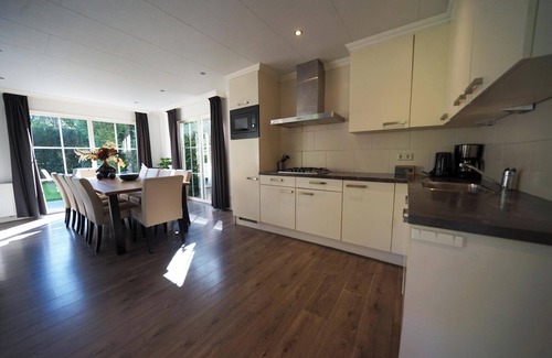 Lochem House | Chalet with 5 bedrooms and 2 bathrooms