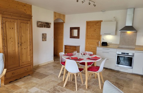 Plazac Ski Chalet | Chalet with large terrace and superb views!
