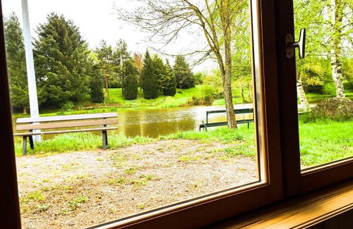 Brazey-en-Morvan Ski Chalet | Chalet with private lake, 4/6 person rental with NOKILL fishing