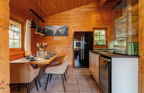 Gries Ski Chalet | Chalet with sauna, garden, and outdoor fireplace