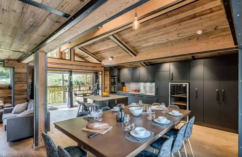 Les Boisses Ski Chalet | Chalet Wonders* - 7-room chalet for 13 people with swimming pool