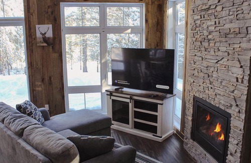 Saint-Michel-des-Saints Ski Chalet | ChaletSMDS1