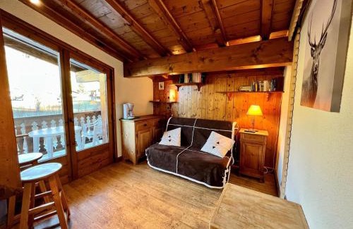 Notre-Dame-de-Bellecombe Apartment | Chaleureux studio au pied des pistes avec parking et animaux acceptés - FR-1-505-6