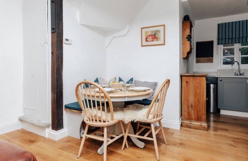 Henley-on-Thames House | Chalk House - Pet friendly