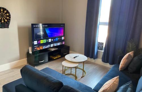 Sittingbourne Apartment | Chalkwell Aparthotel Short & Long Stays Welcome, Leisure , Relocation , Business Stays , Contractors
