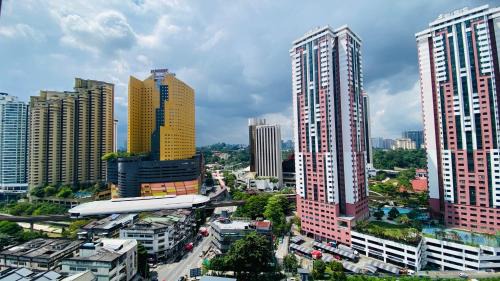 Kuala Lumpur City Centre Apartment | Chambers Residence KLCC by Zaima