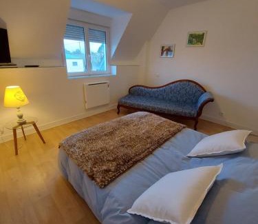 Saint-Pair-sur-Mer Apartment | Chambre Alice