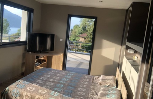 Aix-les-Bains Bed & Breakfast | Chambre au Calme Indépendante Tout Confort