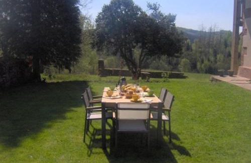 Moyenmoutier Bed & Breakfast | Chambre Coquelicot au calme, nature et authenticité du 18ème avec petit déjeuner inclus - FR-1-589-702