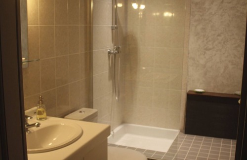 Saint-Loup-Geanges Bed & Breakfast | Chambre D'hôtes Colette