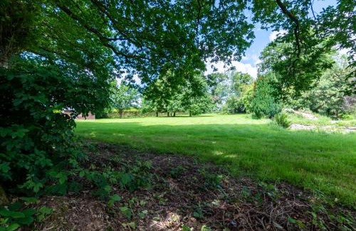 Le Mene Bed & Breakfast | Chambre d'hôte La Haye d'Armor, Western