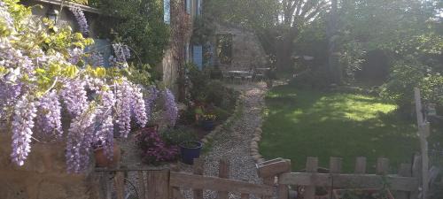 Mas Thibert Bed & Breakfast | Chambre d'hôte Vaccarès