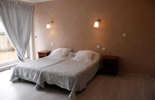 Aiguelèze Bed & Breakfast | Chambre d'Hôtes Au Jardin Des Saveurs