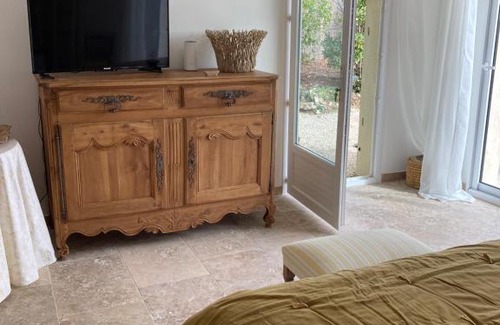 Cabrieres-dʼAigues House | Chambre d'hôtes de la cime