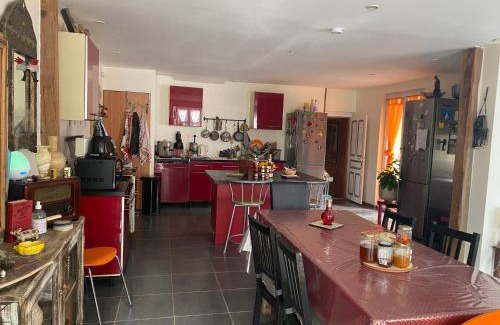 Bellevue-la-Montagne Bed & Breakfast | CHAMBRE D HOTES CHEZ DANY MAOWMAOW ET GARFIELD