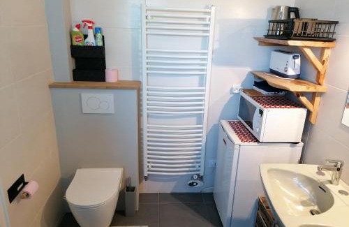 Urrugne House | Chambre indépendante avec WC et salle de bain