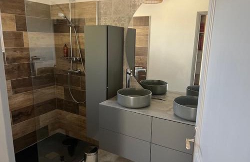 Fuveau Bed & Breakfast | Chambre indépendante près d'Aix