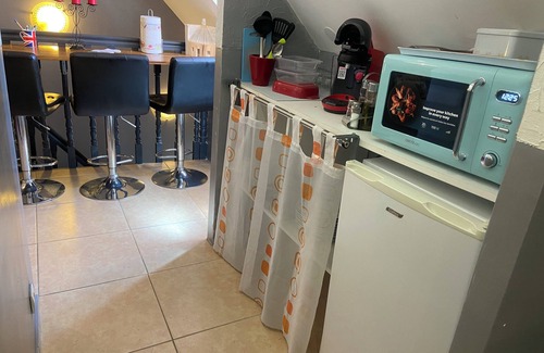 Le Vaudoue Bed & Breakfast | Chambre Nautique and its garden