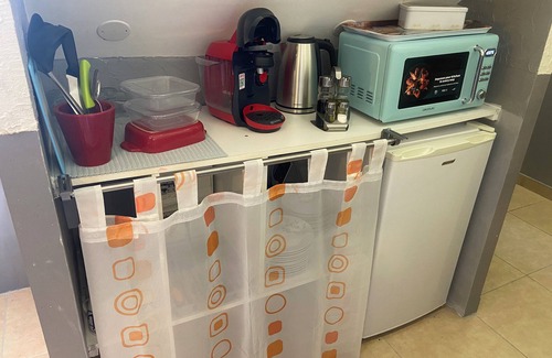 Le Vaudoue Bed & Breakfast | Chambre Nautique and its garden