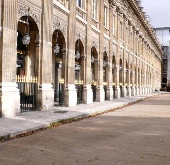 Palais-Royal Apartment | Chambre Palais Royal