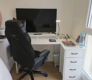 Pontlieue - Rocade House | Chambres à 15 mn du centre et 10 mn des 24H par le Tram