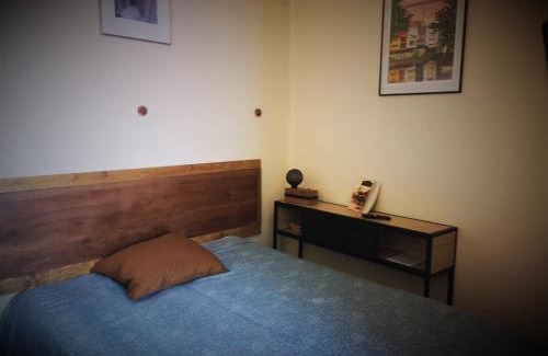 Argenton-sur-Creuse House | Chambres avec salle de bains et cuisine en centre ville Argenton sur Creuse