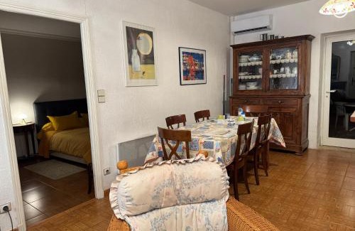 Fumel House | Chambres d’hôtes de Pouzatel