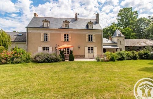 La Menitre Bed & Breakfast | Chambres d'hôtes spacieuses près de la Loire - FR-1-622-116