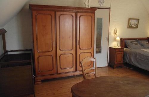 Beauval House | chambres du grès rouge de Beauval