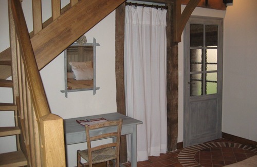 Salbris House | Chambres la Vallée