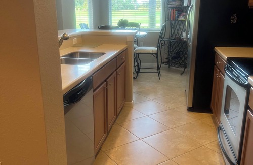 Naples Condo | Championship Golf Course, amazing amenities!