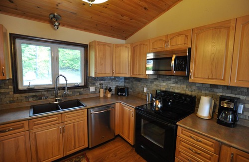 North Kawartha Cottage | Chandos Lake Luxury!