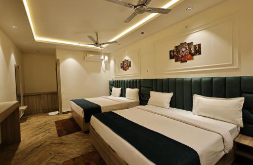Vrindavan Resort | Chandrika Green Resort