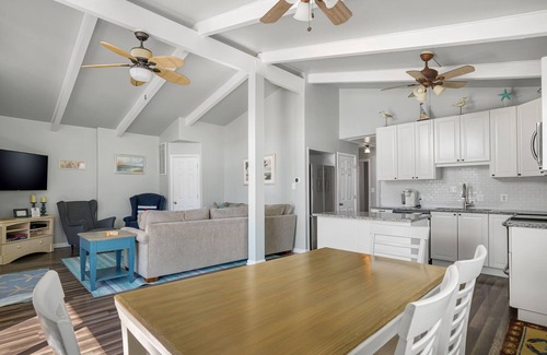 North Ocean City House | Channel Buoy Rd, 3 bed/2 bath Canal front Single family home in uptown OCMD