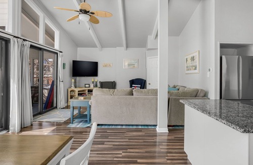 North Ocean City House | Channel Buoy Rd, 3 bed/2 bath Canal front Single family home in uptown OCMD