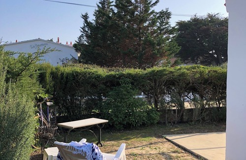 Barbatre House | Chantovent: charming house, direct beach access