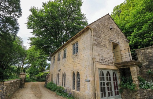 Chalford Cottage | CHAPEL COTTAGE, pet friendly in Chalford, Gloucestershire