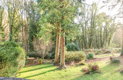 Chalford Cottage | CHAPEL COTTAGE, pet friendly in Chalford, Gloucestershire