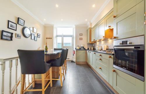 Bowness-on-Windermere House | Chapel House at No 8