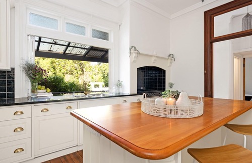 Moss Vale House | Chapman House –15-metre swimming pool with spa