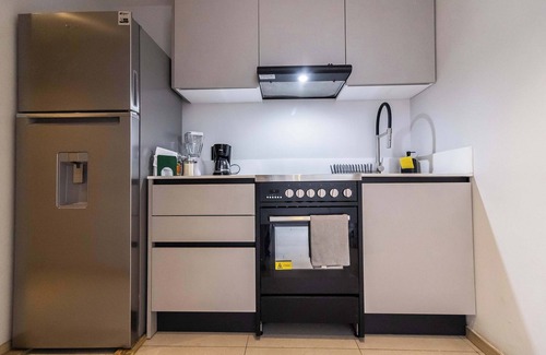 Americana Apartment | Chapu Summary: Ubicad